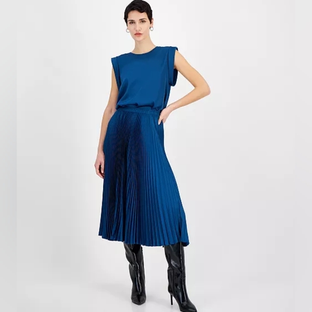 NWT: {BOSS Orange} Women's Pleated Pull-On A-Line Skirt in Teal - Size XL